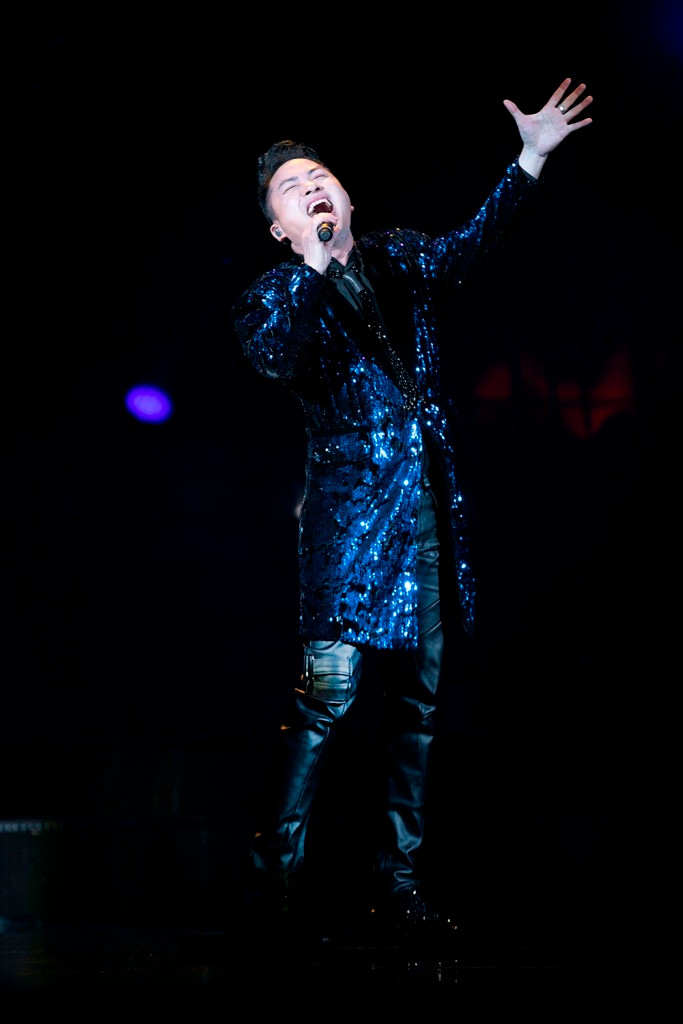 Mỹ Tâm lần đầu đem ca khúc mới "Khi ta yêu" biểu diễn live trên sân khấu ảnh 7