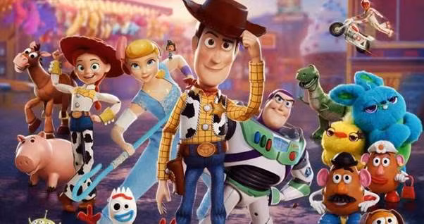 Toy Story 4 được xem như tấm vé đưa người hâm mộ gặp lại những “người bạn đồ chơi” không thể thay thế suốt quãng đời thơ ấu.