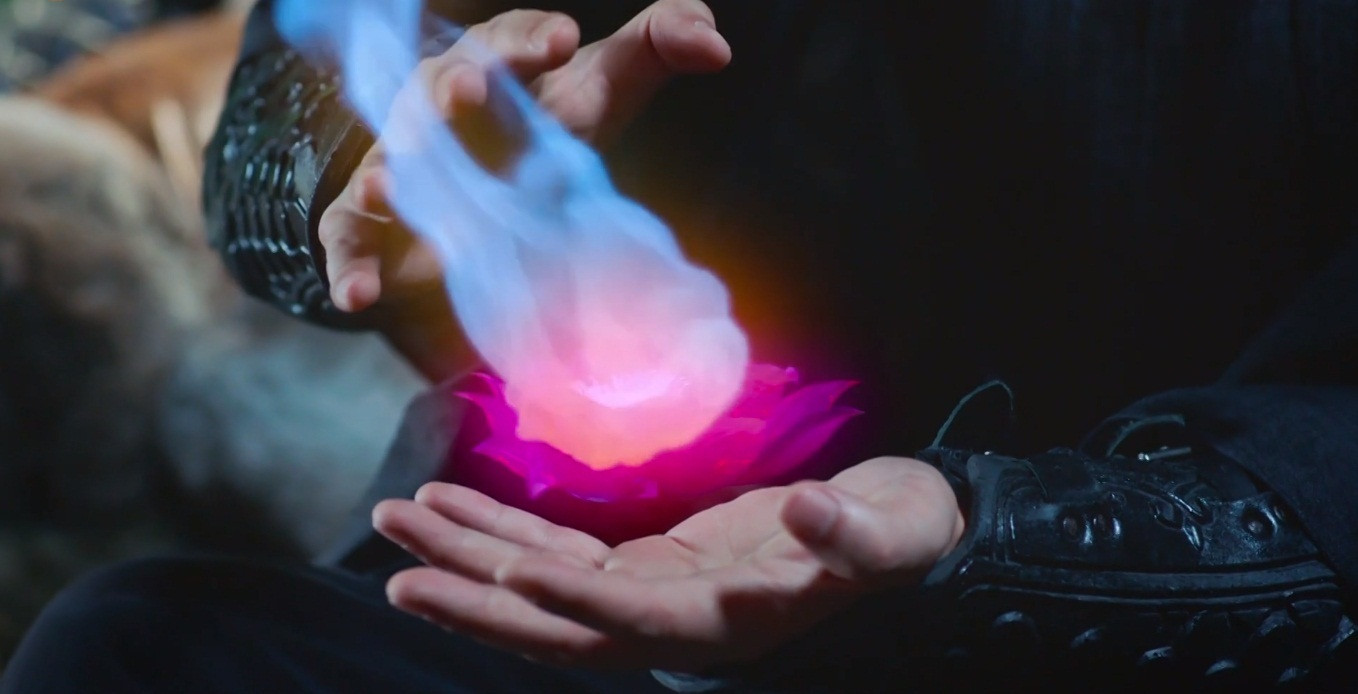 Vì Nhuận Ngọc đã ra tay với kim đan, nên Húc Phượng bị phản phệ, phép thuật hệ Hỏa nhưng Hỏa Thần lại bị lạnh nên rất khó chịu.