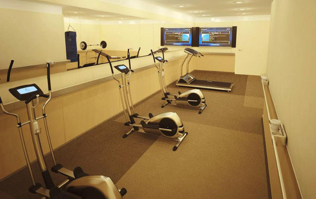 Phòng thể hình được trang bị đầy đủ. (Ảnh: CEN).