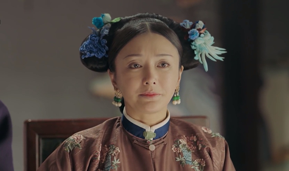 Bị Phú Sát Hoàng hậu quở trách 