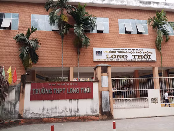 Trường THPT Long Thới - Ảnh: BẢO CHÂU