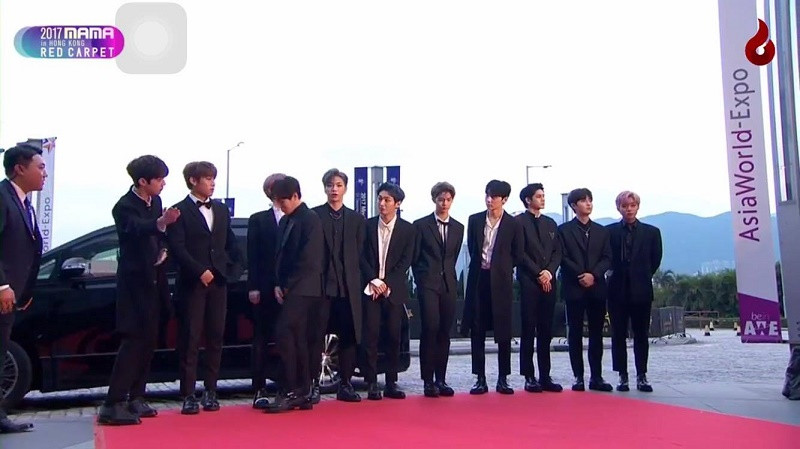 Wanna One đều xuất hiện tại thảm đỏ của Việt Nam - Nhật Bản - HongKong