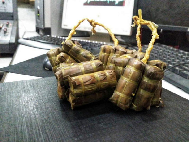 Những chiếc bánh nhỏ xíu vừa không lo tăng cân mà vẫn đảm bảo hương vị truyền thống. (Ảnh: Đỗ Bình Nhi)