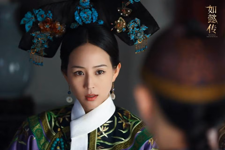 "The old Hải Lan can't come to the phone right now..."