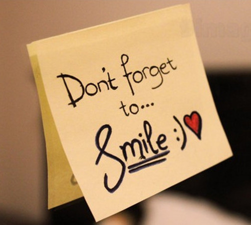 Mỗi lúc khó khăn mà bạn chọn mỉm cười thay vì tức giận, là bạn đã lớn hơn một chút.