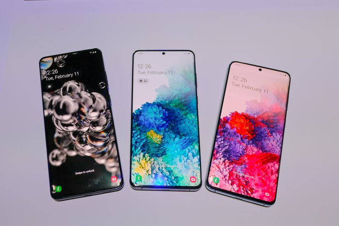 Trên một chiếc smartphone nhỏ bé là rất nhiều cảm biến khác nhau. (Ảnh: CNET)