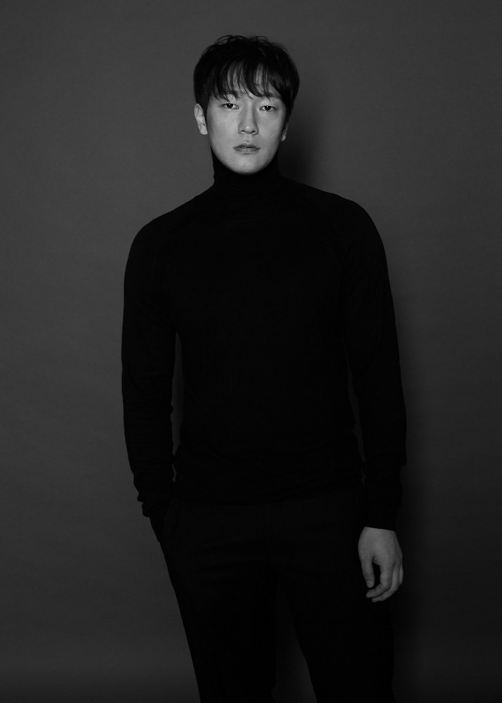 Son Seok Gu.