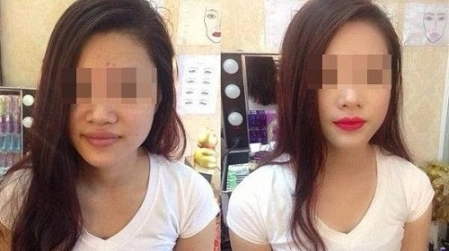 Nhiều cô gái chỉ tự tin với gương mặt đã được trang điểm kĩ càng. Nhiều cô gái chỉ tự tin với gương mặt đã được trang điểm kĩ càng.