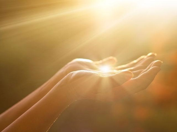 Tôi muốn mình có đủ lòng tin để nhìn thấy ánh sáng ngay cả trong những tình huống tăm tối nhất.