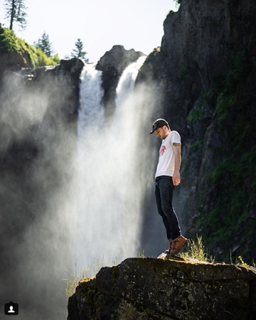 Dan Cole rất thích bố cục ảnh theo Quy tắc Một Phần Ba.