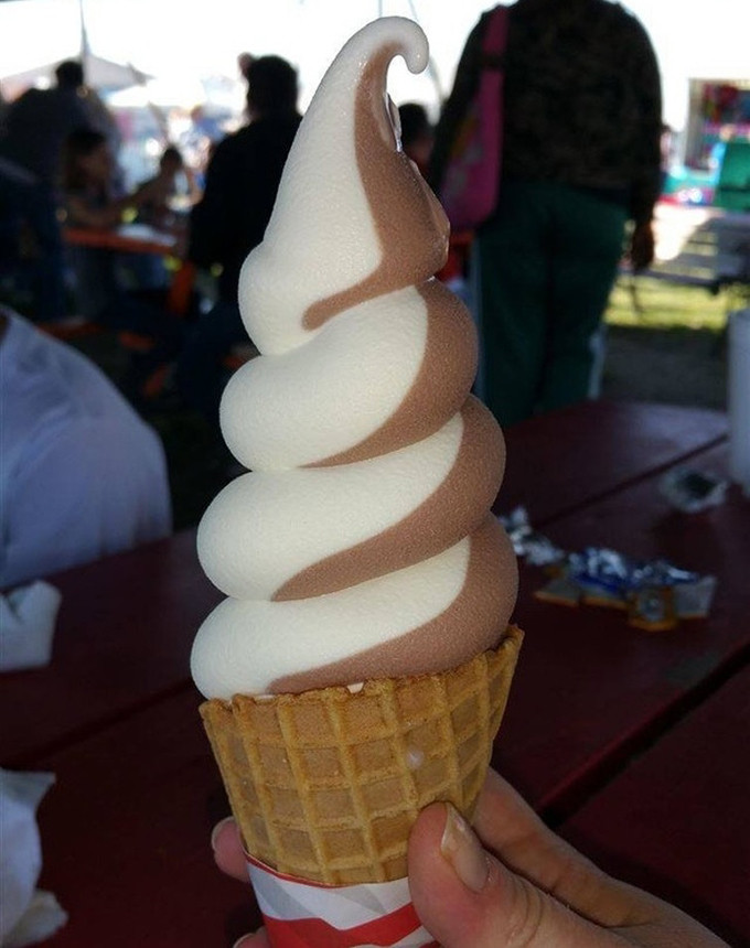 Một cây kem hoàn hảo không tì vết.