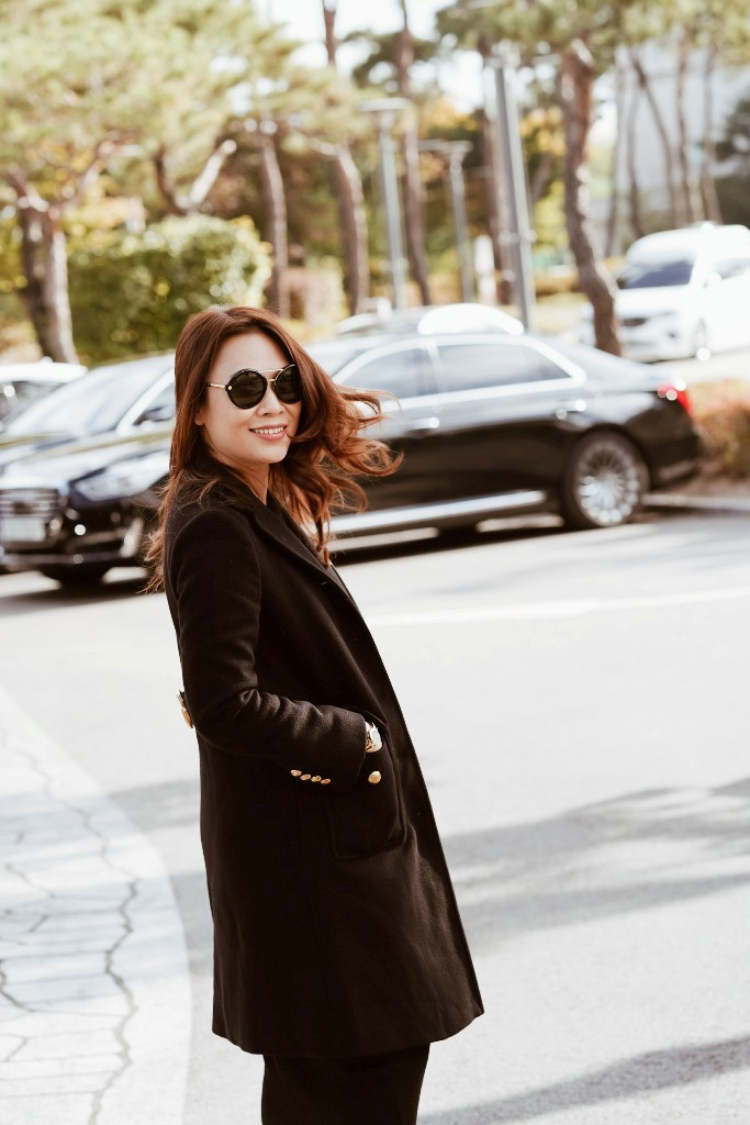 Trước giờ G liveshow đầu tiên tại Hàn Quốc, Mỹ Tâm khoe nhan sắc tươi tắn trên đường phố Seoul ảnh 3 Trước giờ G liveshow đầu tiên tại Hàn Quốc, Mỹ Tâm khoe nhan sắc tươi tắn trên đường phố Seoul ảnh 3