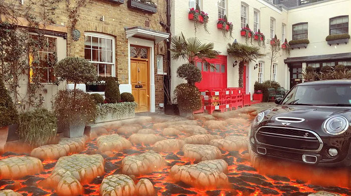 Bức ảnh này trông giống như dòng nham thạch đang nuốt chửng chiếc ô tô. (Ảnh: Snapchat)