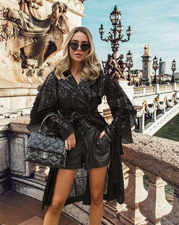 Johanna Olsson hay đi du lịch và chụp ảnh đẹp để đăng Instagram.