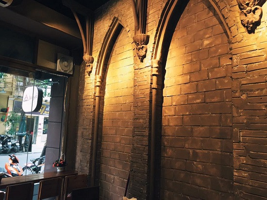 Bức tường quen thuộc trong các thước phim hoành tráng của Harry Potter.