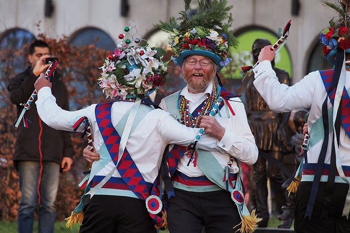 Những truyền thống 