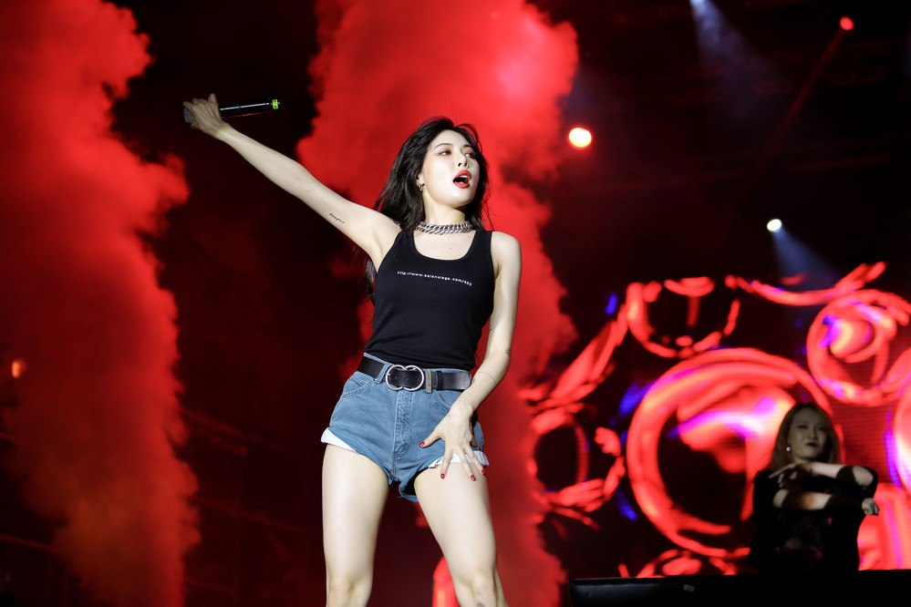 Nhìn lại những “ngày Xuân tháng 7” ngập tràn niềm vui của fan K-Pop ảnh 7