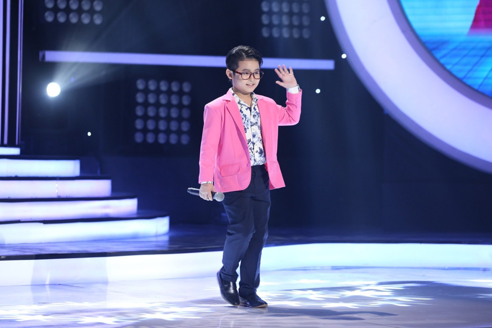 Hà Anh Tuấn phiên bản nhí giành chiến thắng tuyệt đối tại "Gương Mặt Thân Quen Nhí" ảnh 3 Hà Anh Tuấn phiên bản nhí giành chiến thắng tuyệt đối tại "Gương Mặt Thân Quen Nhí" ảnh 3