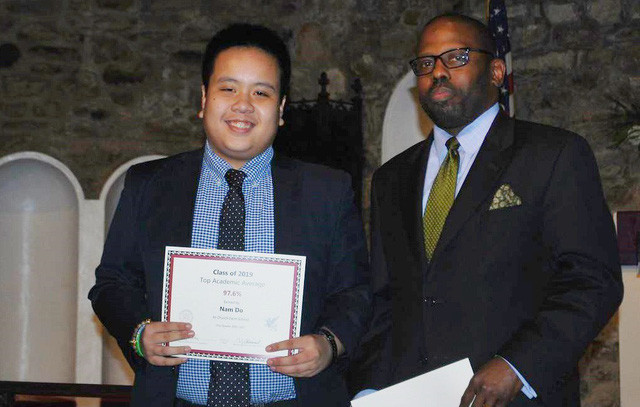 Đỗ Nhật Nam vừa được chấp thuận nhập học sớm vào đại học danh tiếng Mỹ.