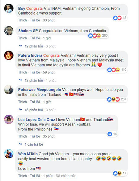 Người hâm mộ bóng đá gửi lời chúc tới đội tuyển Việt Nam.