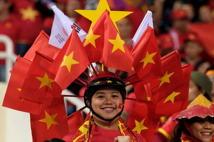 Nụ cười hạnh phúc với chiến thắng của đội tuyển nước nhà!