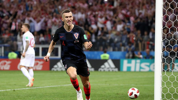 Niềm vui của Perisic khi ghi bàn gỡ hoà cho Croatia.