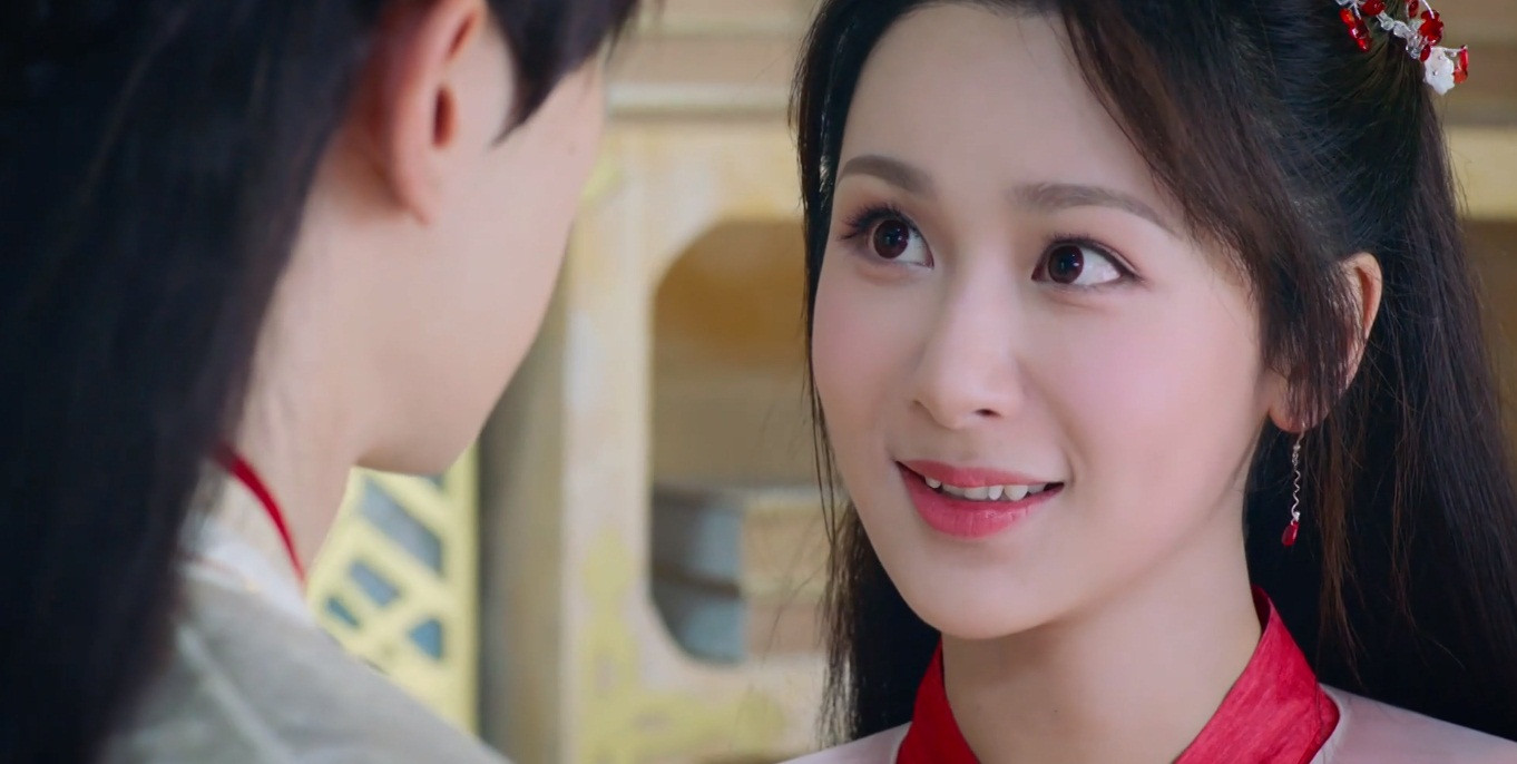 Cẩm Mịch đã trải qua 100 năm làm thư đồng cho Phượng Hoàng đầy vui vẻ.