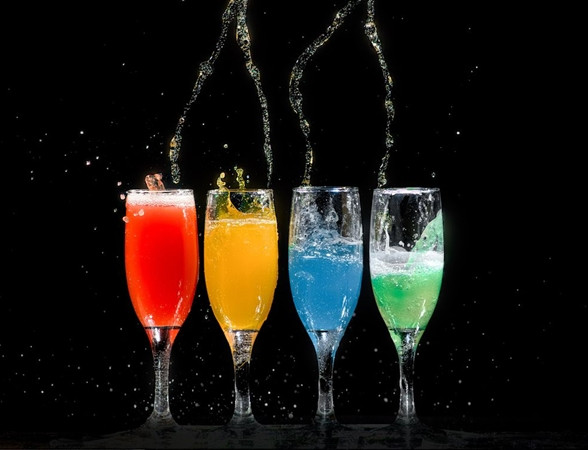 Tự pha chế đồ uống có cồn theo hướng dẫn trên Tik Tok không phải là ý hay đâu bạn!