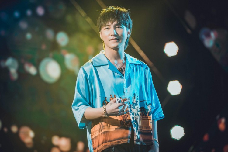 Sơn Tùng M-TP Sơn Tùng M-TP