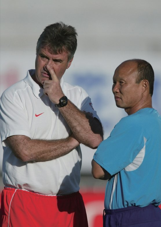 Vinh quang của thầy Park ở Việt Nam còn lớn hơn khi làm trợ lý cho ĐTQG Hàn Quốc lọt vào Bán kết World Cup 2002?