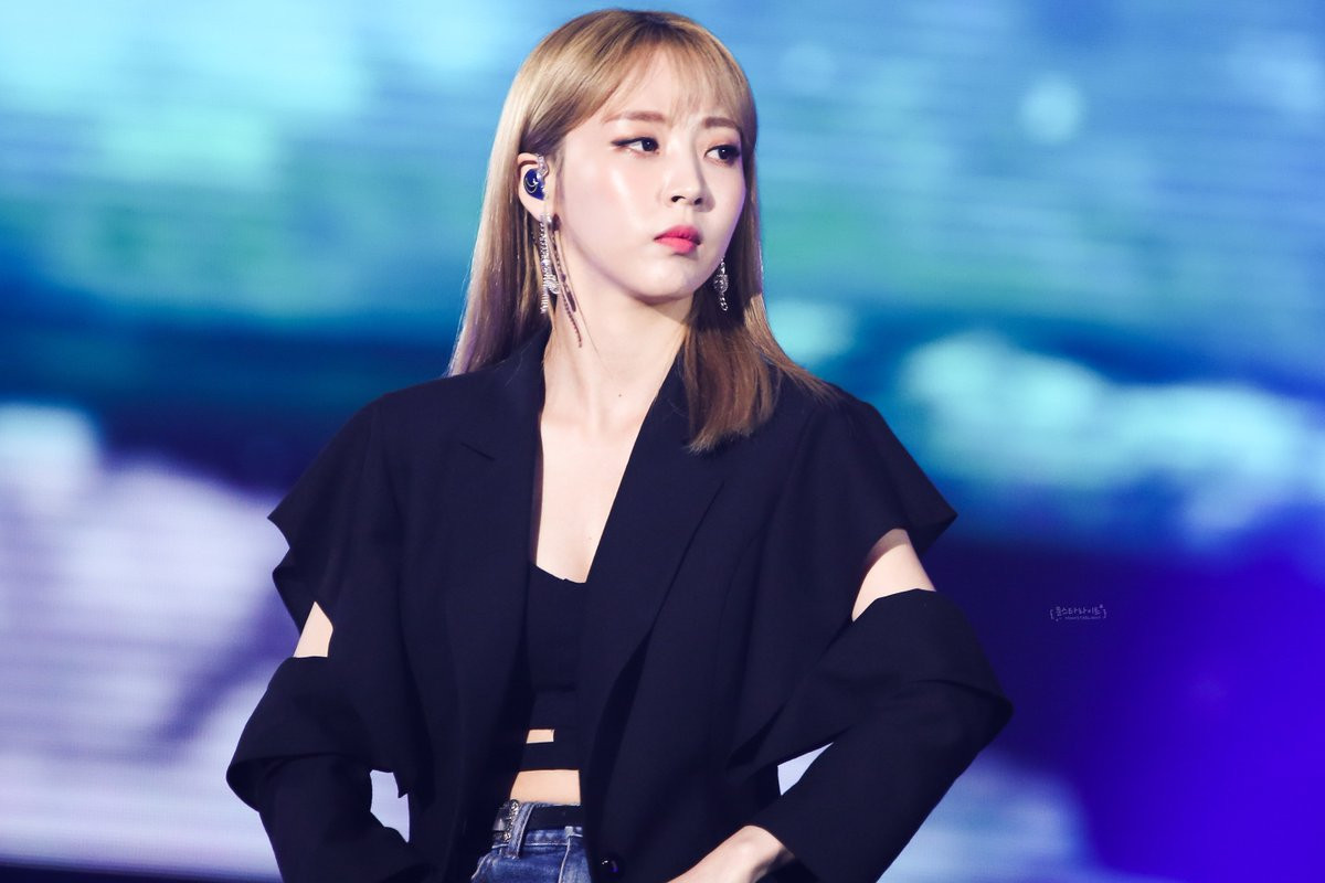 Idol ơi, đừng vội tin vì công ty quản lý đang nói một đằng làm một nẻo đấy ảnh 2