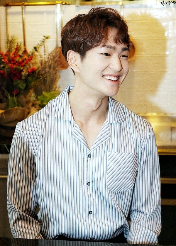 Những idol và nhóm nhạc phát khổ vì suốt ngày bị fan đọc nhầm tên ảnh 8 Những idol và nhóm nhạc phát khổ vì suốt ngày bị fan đọc nhầm tên ảnh 8