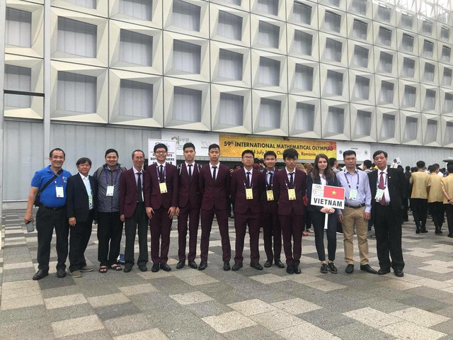 Đoàn Việt Nam tham dự Olympic Toán học quốc tế lần thứ 59.