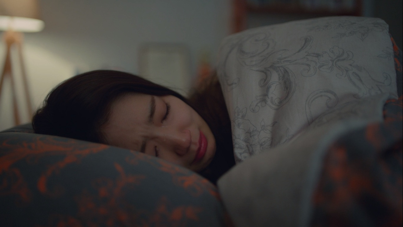 Khán giả thấy mình sắp trở thành Jung Hee Joo rồi, khóc cho thỏa nỗi lòng.