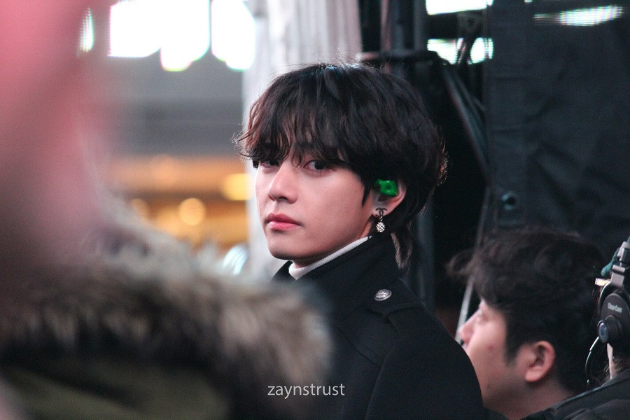 Mỹ nam BTS được khen toát lên khí chất 