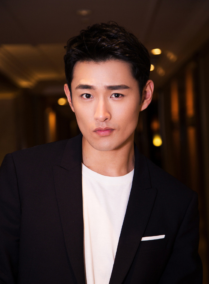 Đi tìm 10 diễn viên Hoa ngữ từ 30 tuổi trở xuống có diễn xuất tốt nhất trong năm 2017 ảnh 10