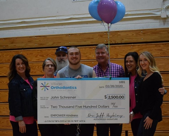 Giải thưởng dành cho lòng tốt của John – quá xứng đáng!