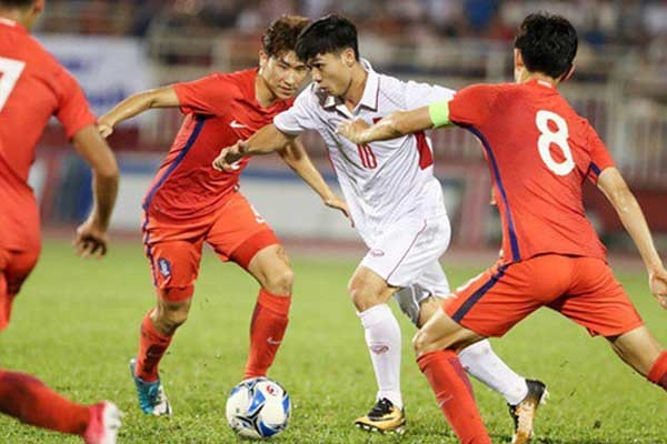 Olympic Việt Nam sẽ thi đấu hết mình trong trận chiều nay. (Ảnh minh hoạ)