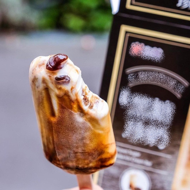 Mặc dù đã được đông lạnh nhưng phần trân châu không hề bị cứng một chút nào.