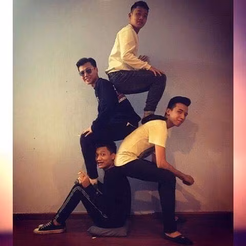 Khó đến mấy thì cũng chẳng làm cư dân mạng chào thua đâu.