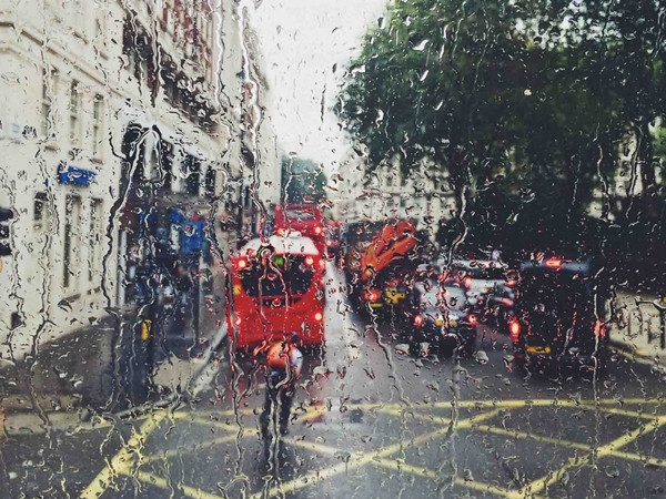 Du lịch đến một địa điểm vào lúc thời tiết không thuận lợi có thể lại là ý tưởng hay.