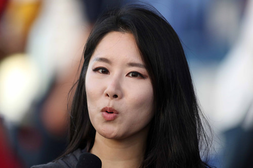 Nữ MC Nuri On của đài JTBC kỳ vọng HLV Park Hang-seo sẽ từ chối các lời mời về Hàn Quốc làm bóng đá. Ảnh: NGỌC LINH