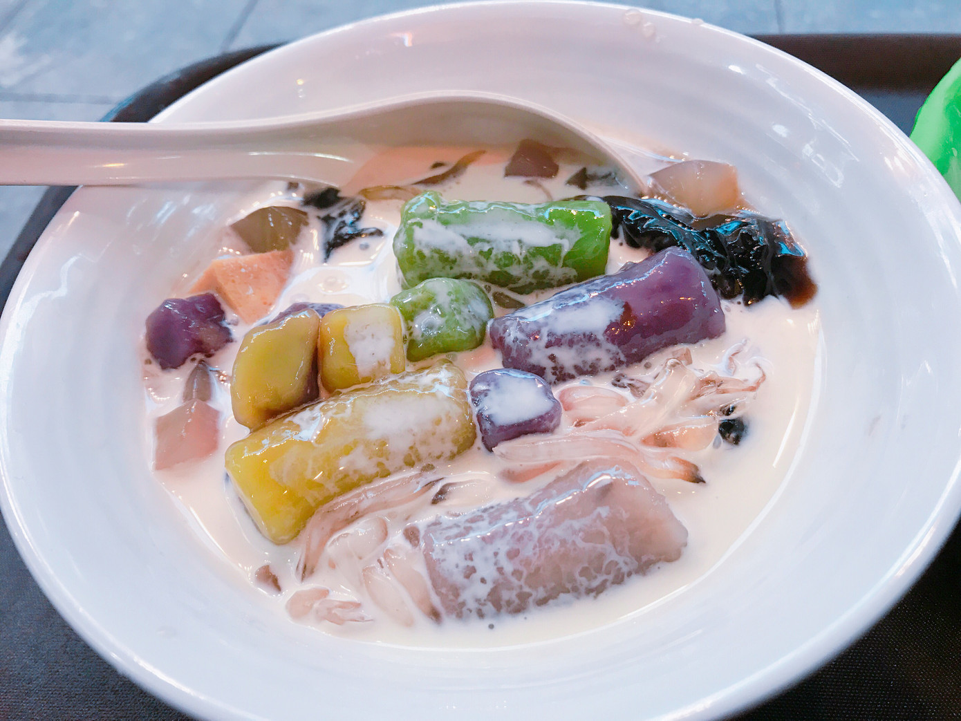 Dạo quanh một vòng phố xá là thấy tá lả các món ăn vặt nổi tiếng Đài Loan ảnh 5 Dạo quanh một vòng phố xá là thấy tá lả các món ăn vặt nổi tiếng Đài Loan ảnh 5