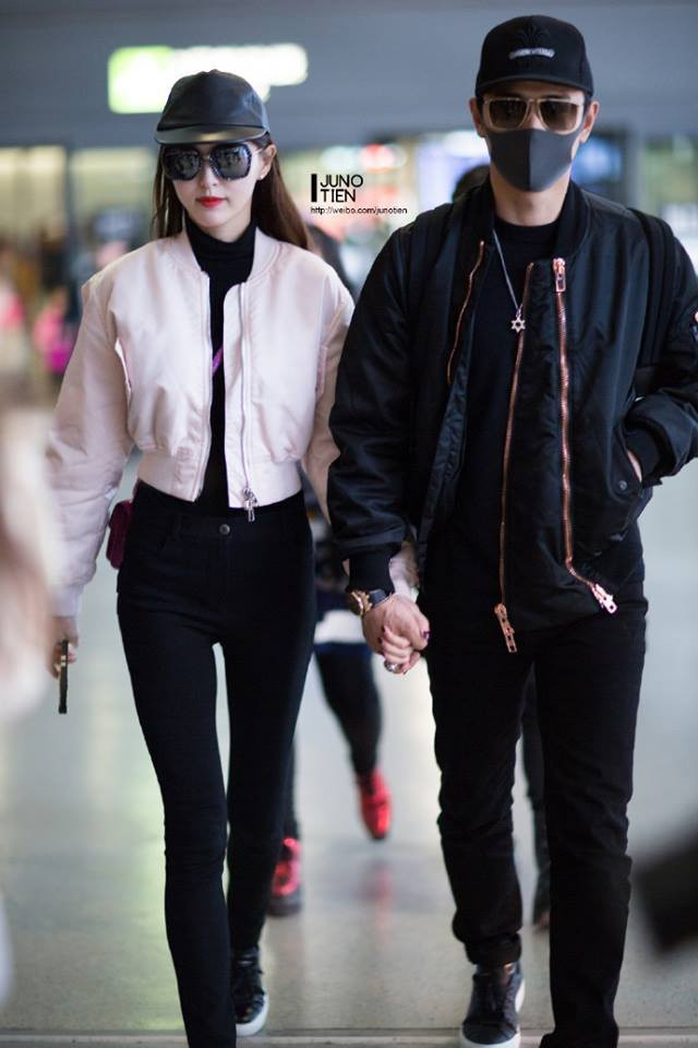 ... Trên đường phố...