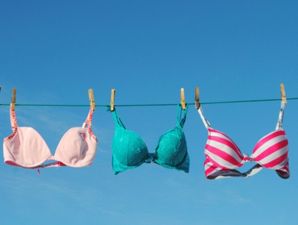 Áo chíp cần được giặt và phơi thật khô sau 2-3 lần mặc.