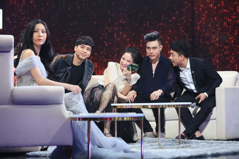 Tập 9 Người ấy là ai? sẽ lên sóng truyền hình vào thứ Sáu - 28/12.