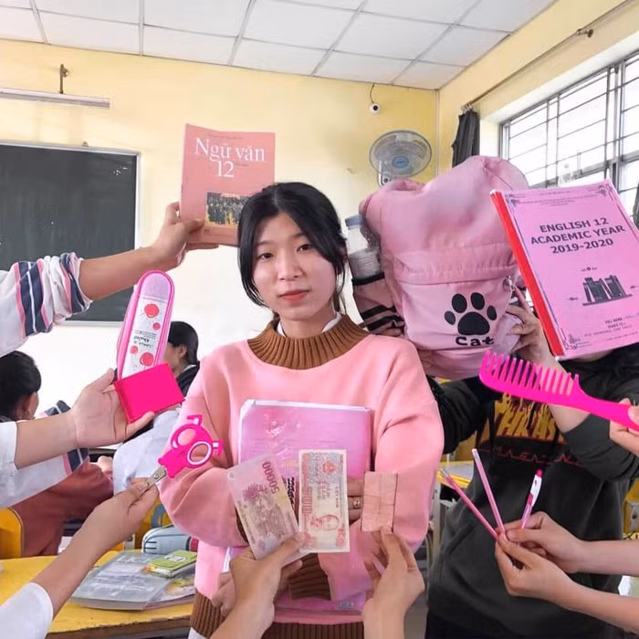 Toàn hồng…