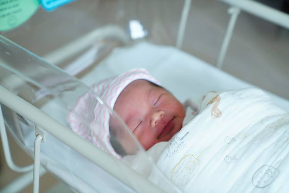 Hình ảnh con gái được Quốc Nghiệp đăng tải trên trang cá nhân. Hình ảnh con gái được Quốc Nghiệp đăng tải trên trang cá nhân.