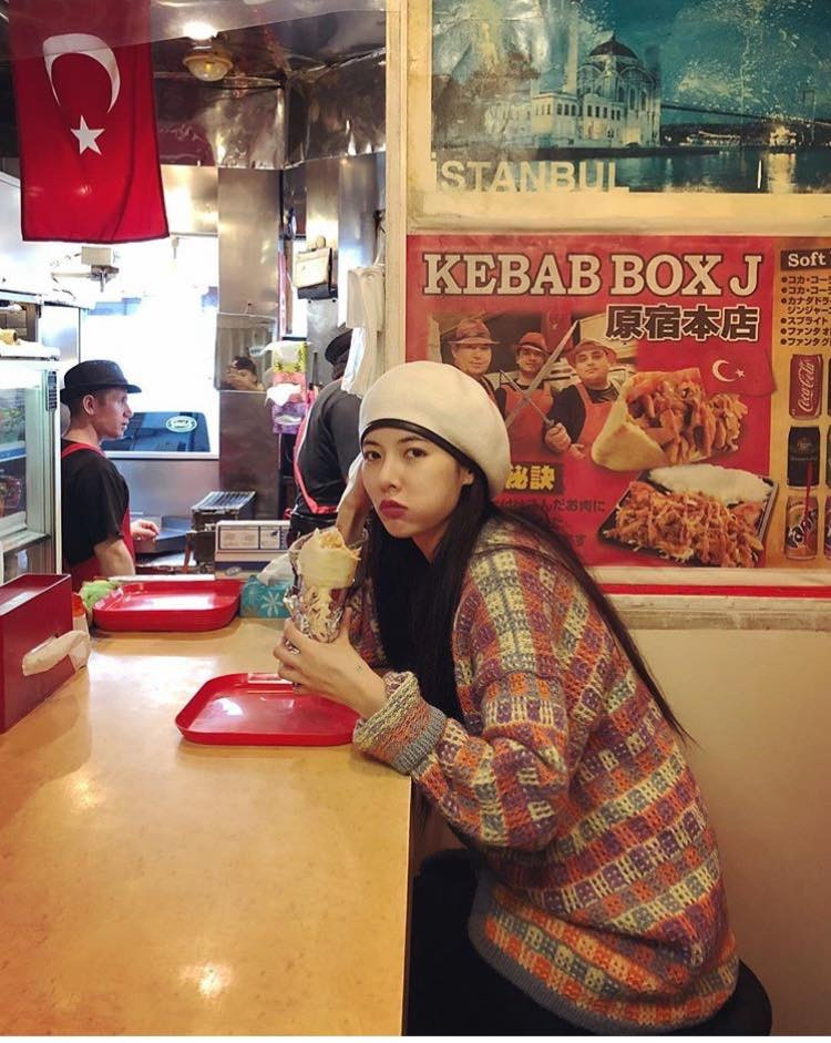 Những chiếc áo khoác phải có trong tủ quần áo mùa Đông của bạn ảnh 23 Những chiếc áo khoác phải có trong tủ quần áo mùa Đông của bạn ảnh 23